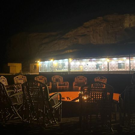 Rum Luxury Camp Wadi Rum Buitenkant foto