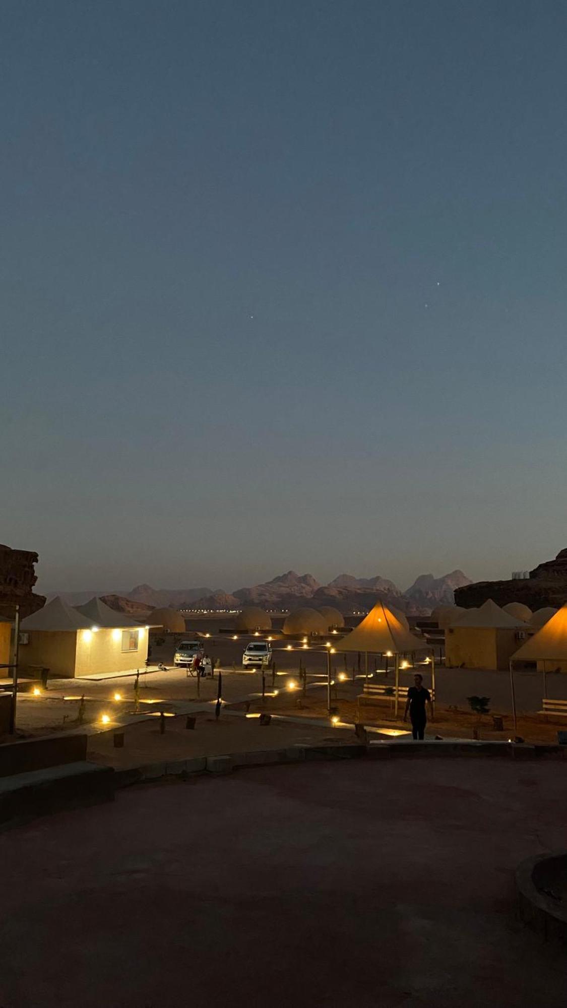 Rum Luxury Camp Wadi Rum Buitenkant foto