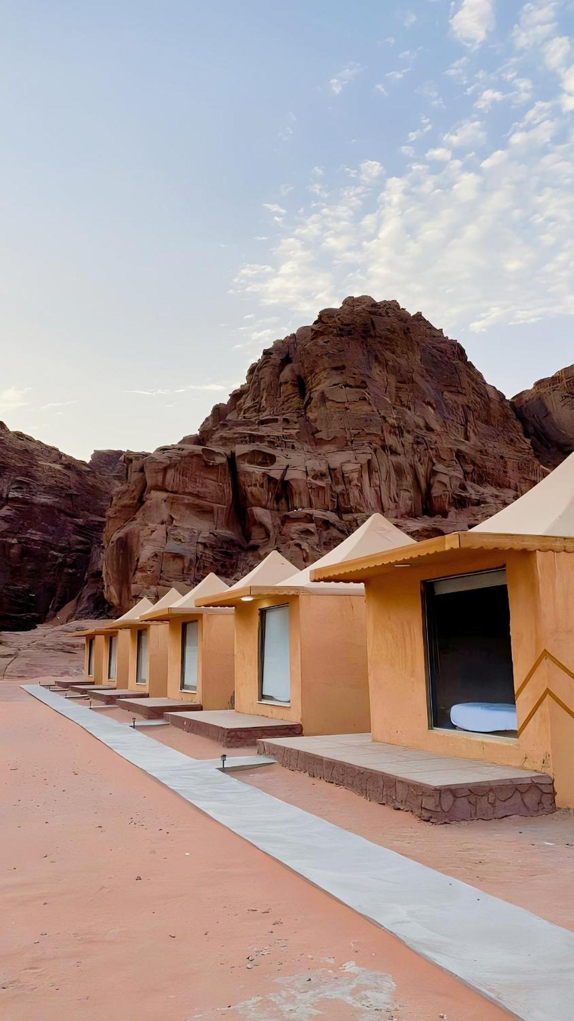 Rum Luxury Camp Wadi Rum Buitenkant foto