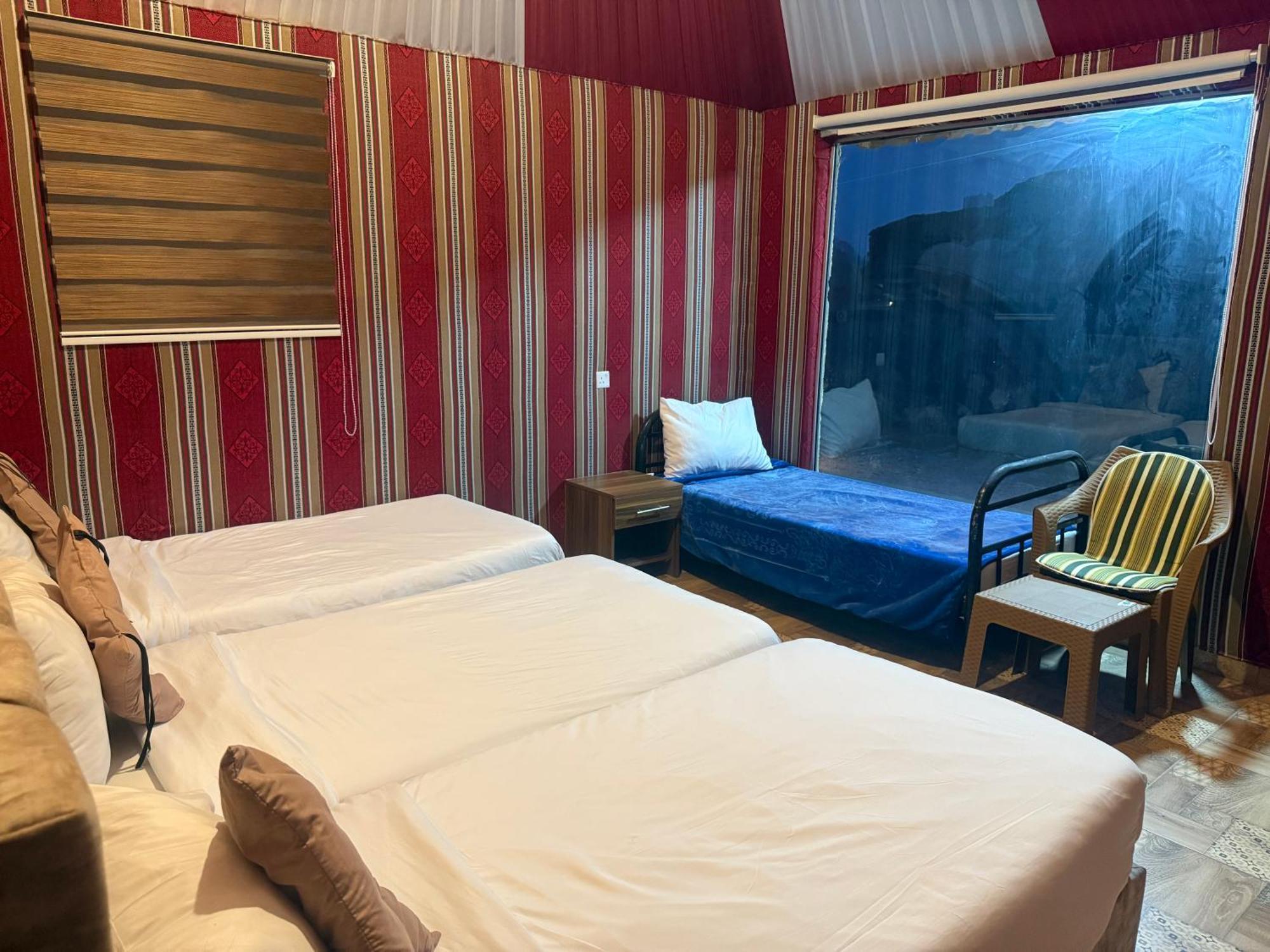 Rum Luxury Camp Wadi Rum Buitenkant foto