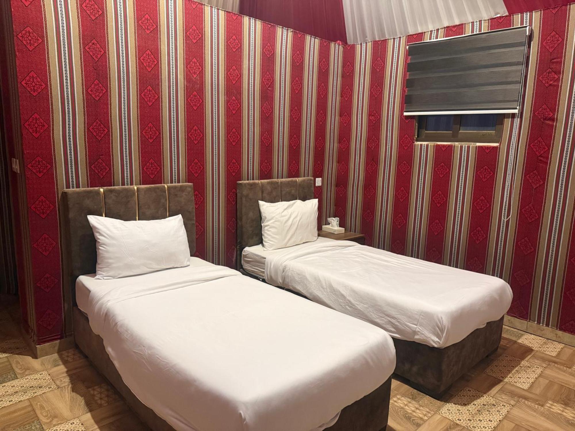 Rum Luxury Camp Wadi Rum Buitenkant foto
